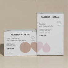 Load and play video in Gallery viewer, PERSONALISE YOUR ROUTINE: Pack Cream 50ml + Serum 15ml
